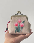 Tulip Embroidered Beige Coin Purse