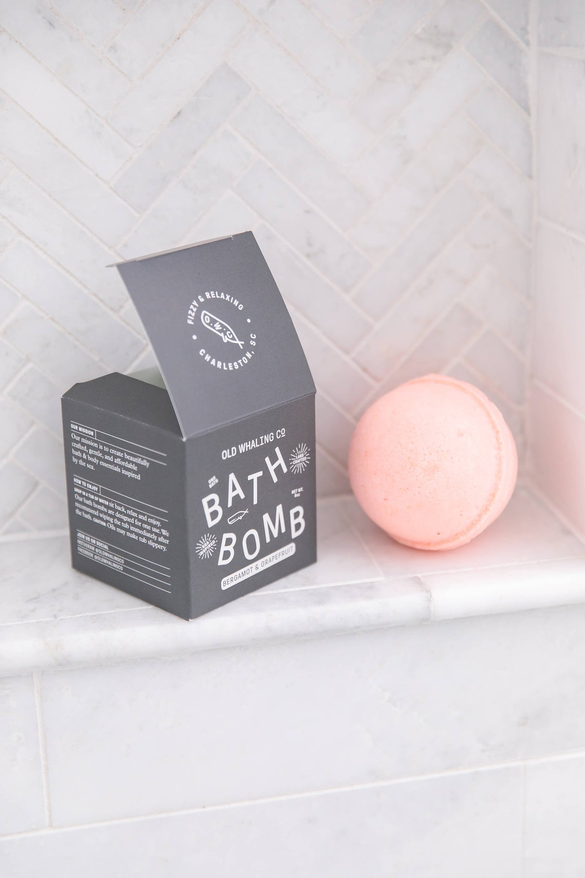 Bergamot &amp; Grapefruit Bath Bomb