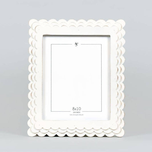 Wood scallop photo frame (8x10)