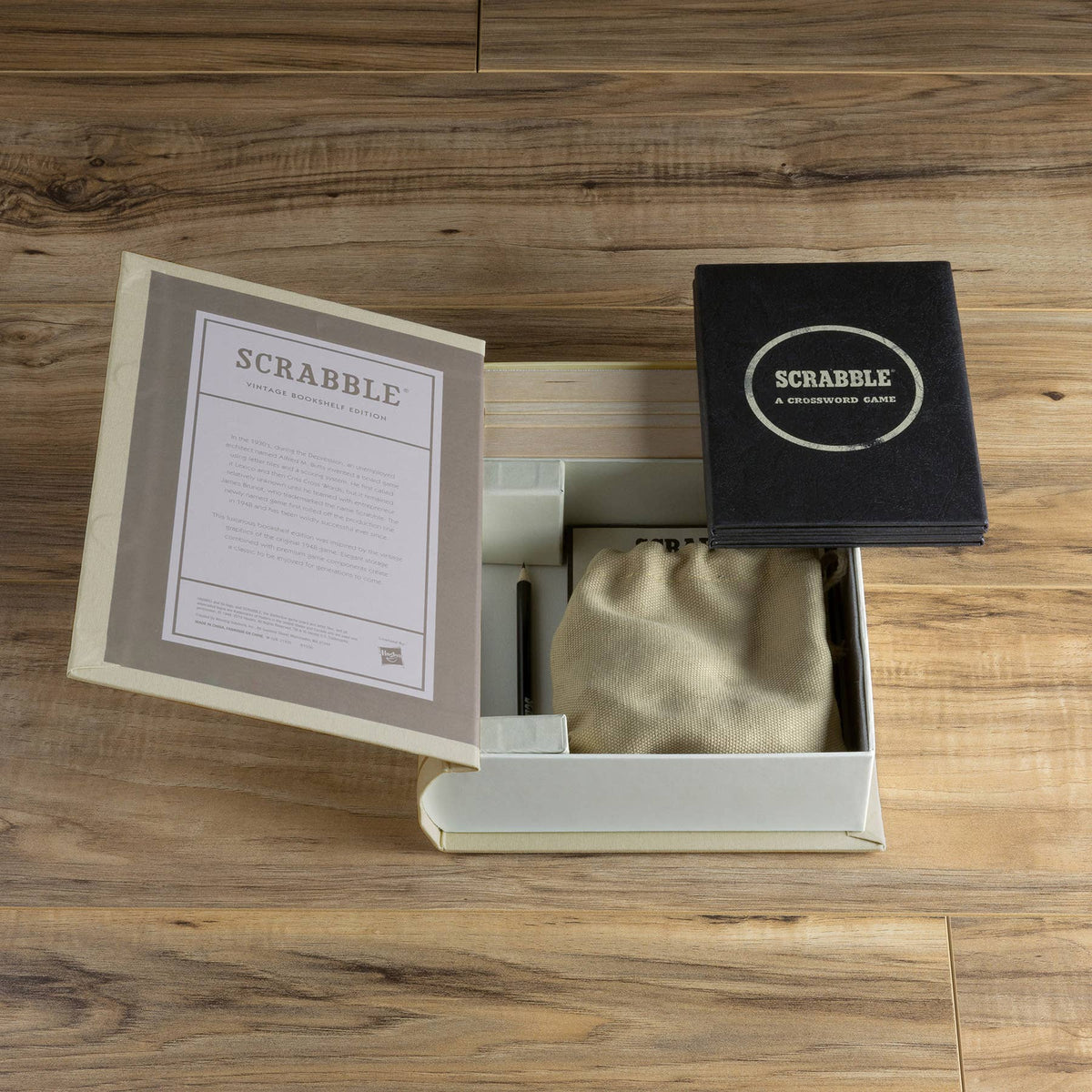 SCRABBLE Vintage Bookshelf Edition – Classic Word Board Game