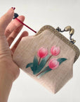 Tulip Embroidered Beige Coin Purse