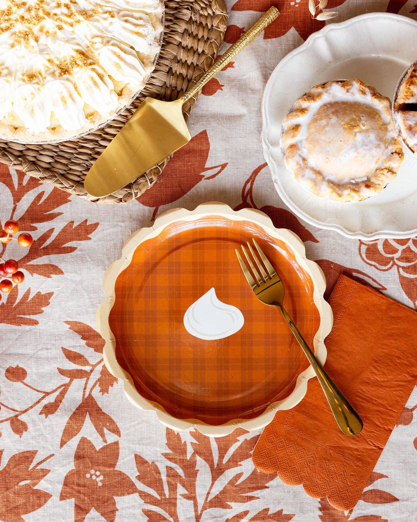 Pie Dessert Plate | Thanksgiving Party Table Decor