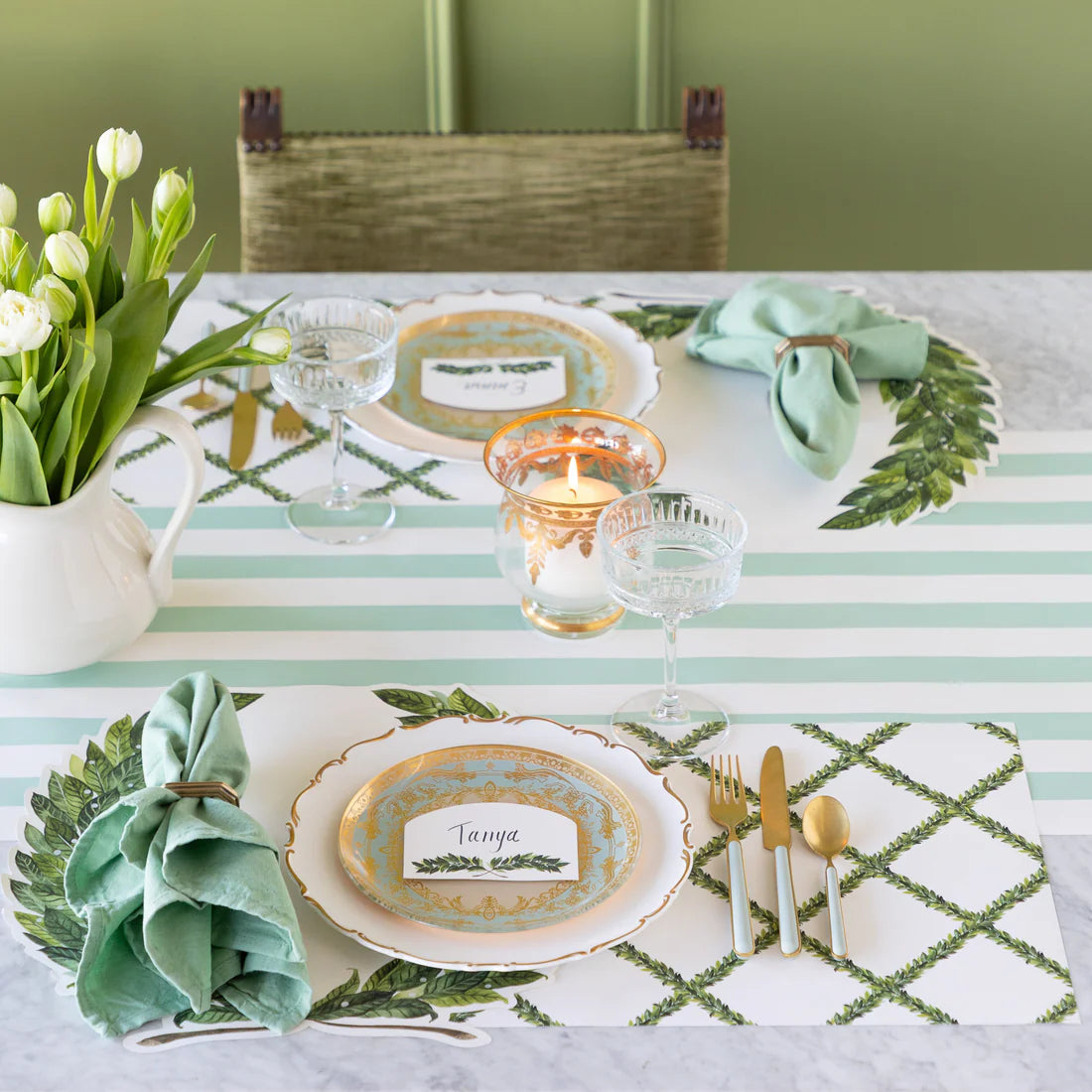 Laurel Lattice Placemat