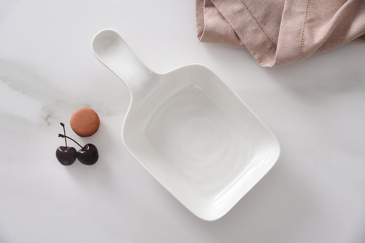 Serving Dish with Handle
