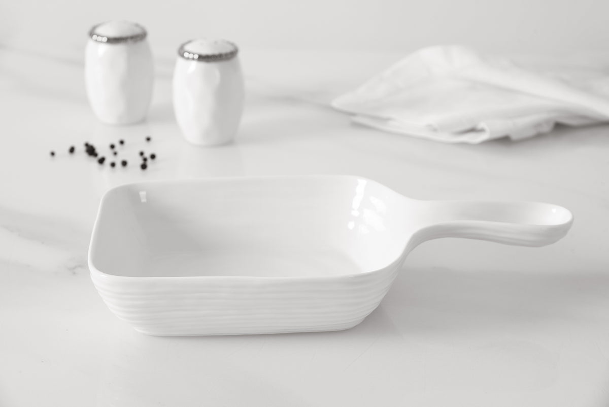 Serving Dish with Handle