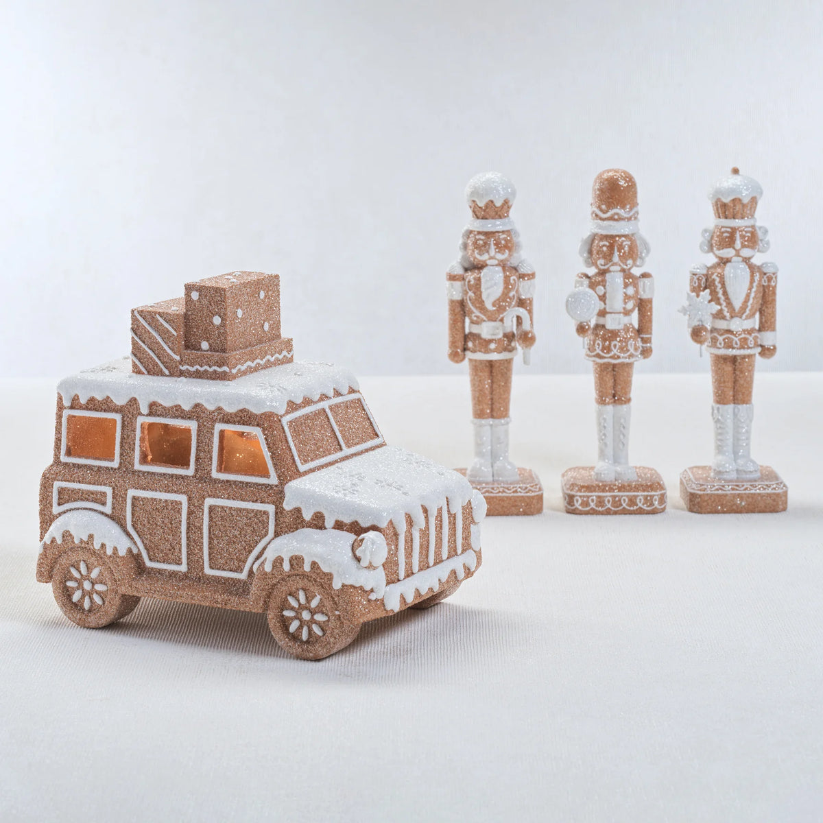LED Resin Gingerbread Car – Light-Up Christmas Décor