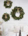 Bow Wreath – Aged Brassy Metal Holiday Bow Décor (11.5")