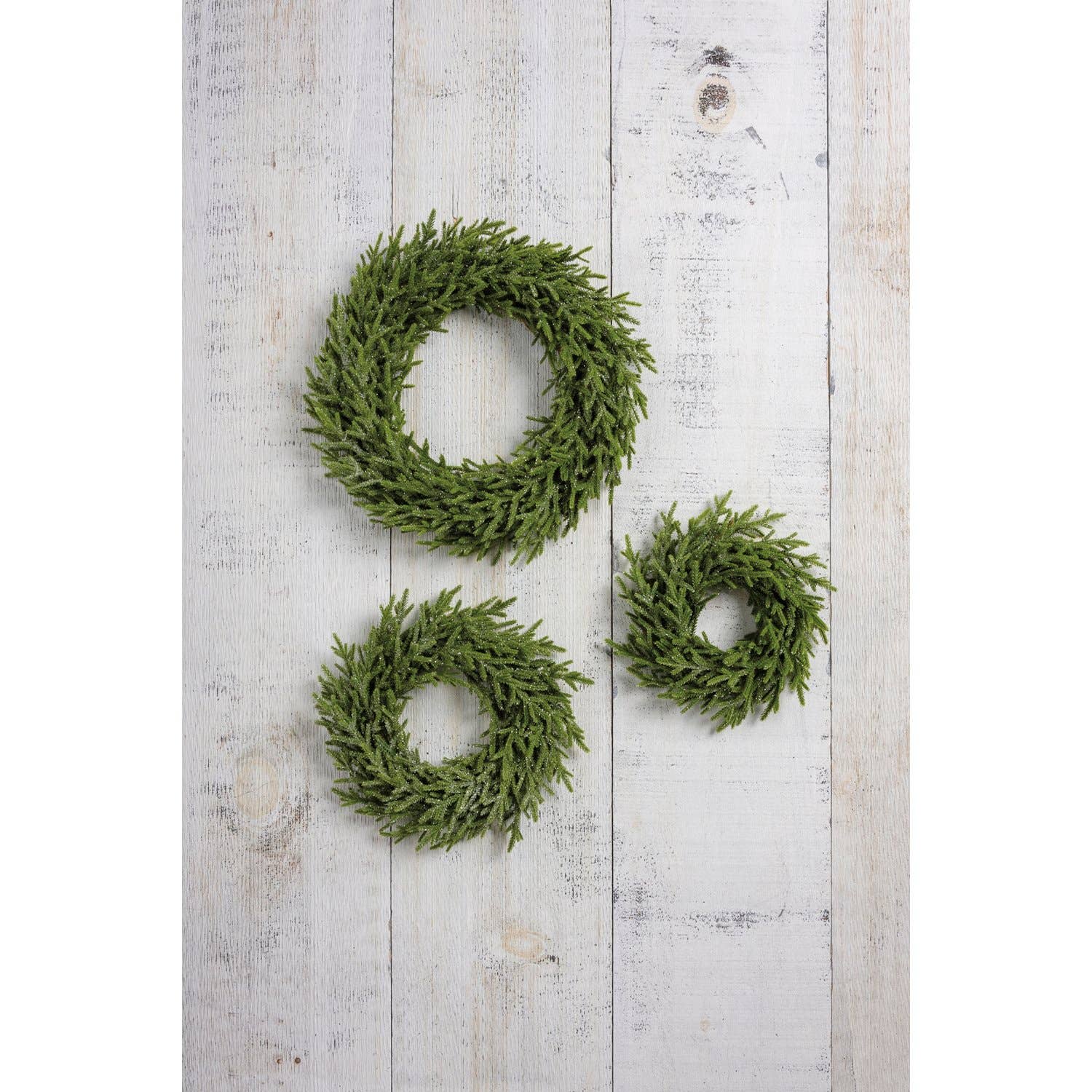 Ice 18" Wreath
