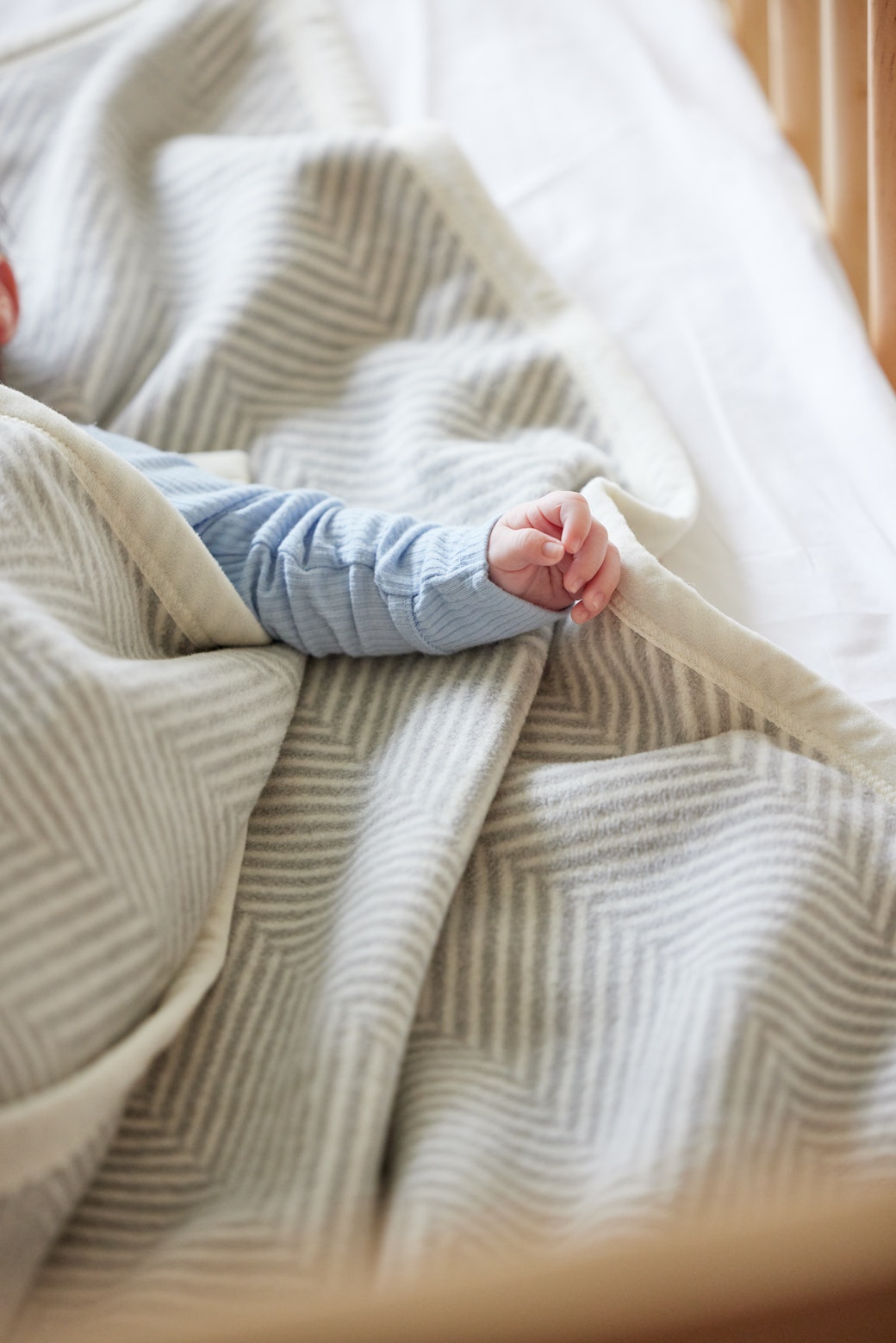 Harborview Herringbone Light Grey Blanket