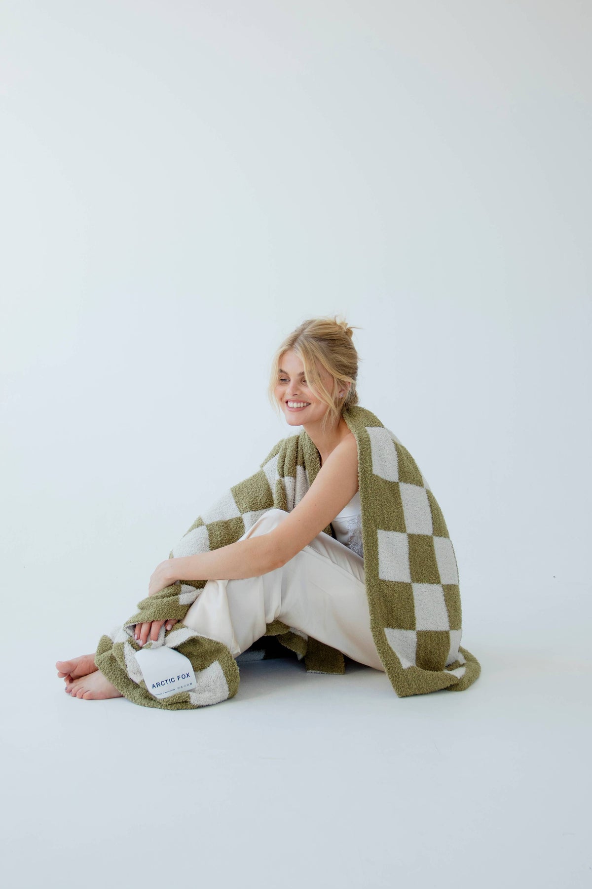 The Teddy Throw - 100% Recycled - Khaki Check - FW25