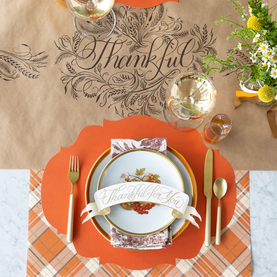 all-themed Thankful Runner for Thanksgiving dinner tables and gatherings.
