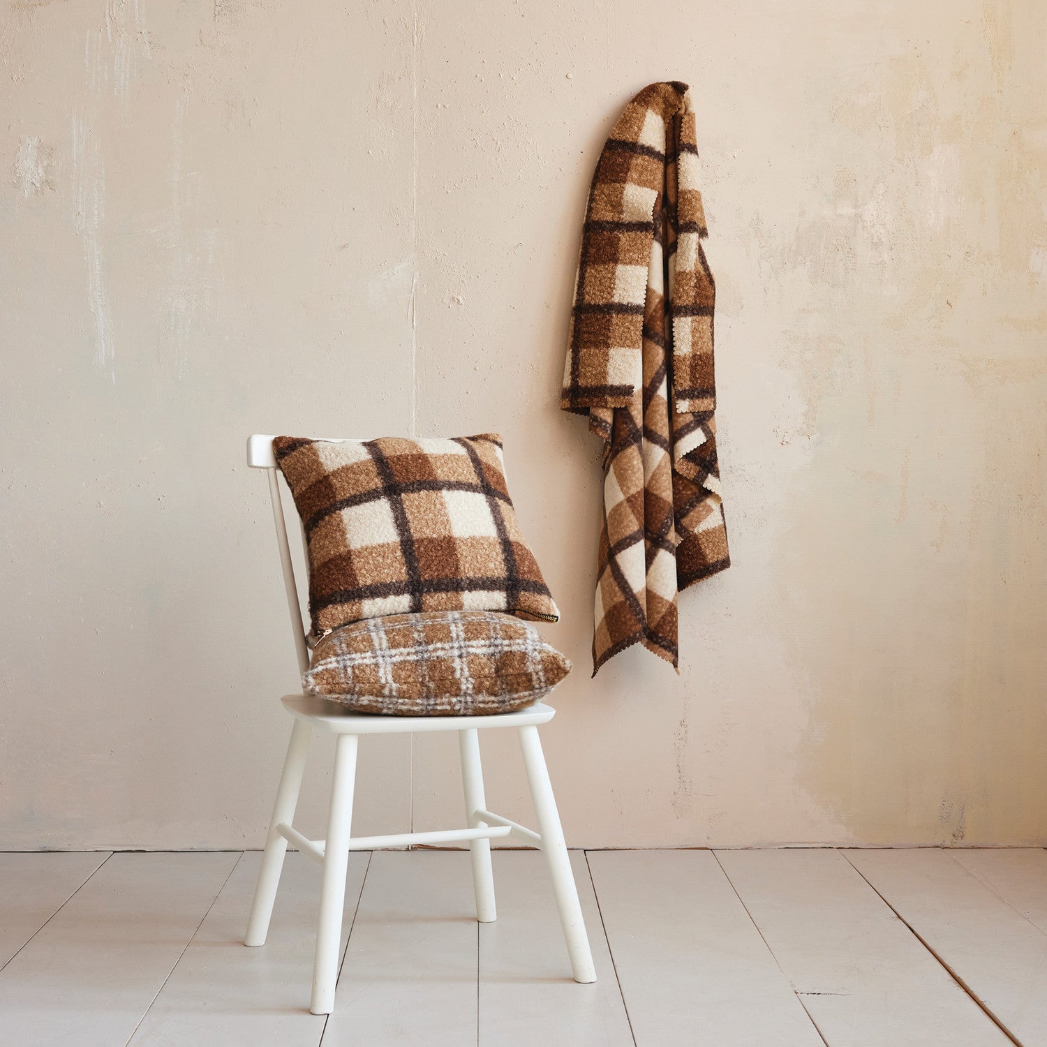 Brown Plaid Faux Sherpa Throw Blanket – 50" × 60"